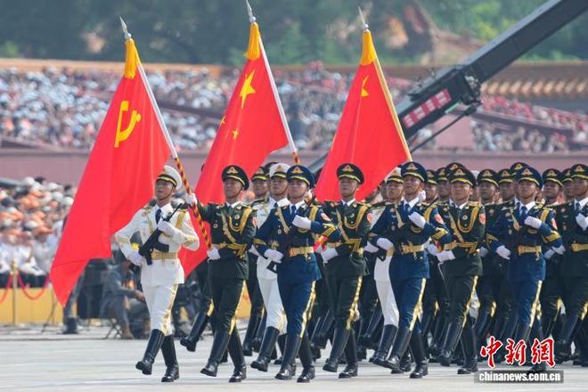 热议九三阅兵：铭记香港抗战是全国重要组成部分澳门新葡京网站抗战胜利80周年）香港史专家(图3)